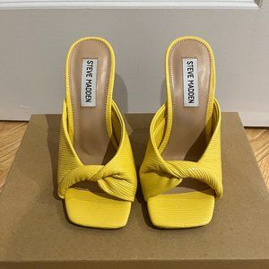 Steve Madden Majorie Mule Heel, Yellow, Size 5